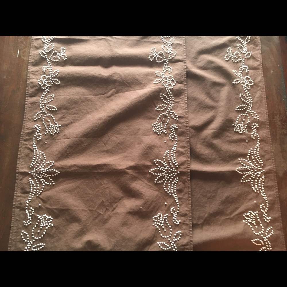 Set of 2 HANDSTITCHED table runners